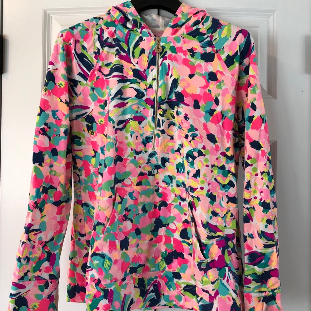 Hooded Quarterzip with Front Pocket